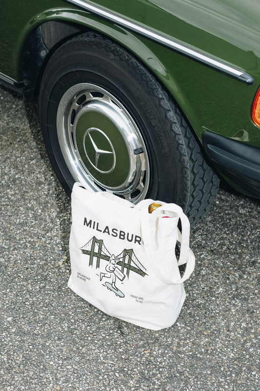 Milasburg Tote bags